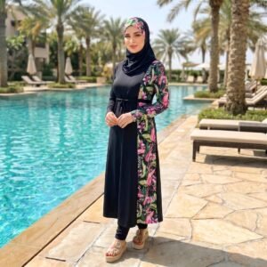 AB128  بوركيني أنيق ومحتشم للسباحة